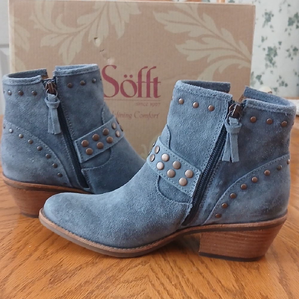 Sofft Blue Suede Ankle Booties with Studs - Picture 5 of 9